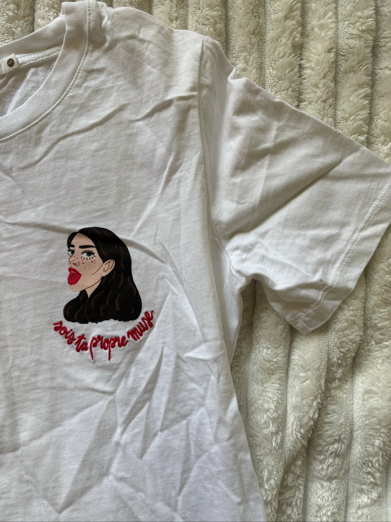 T-shirt com desenho "seja sua própria musa" - Bizbee feminino – photo 4